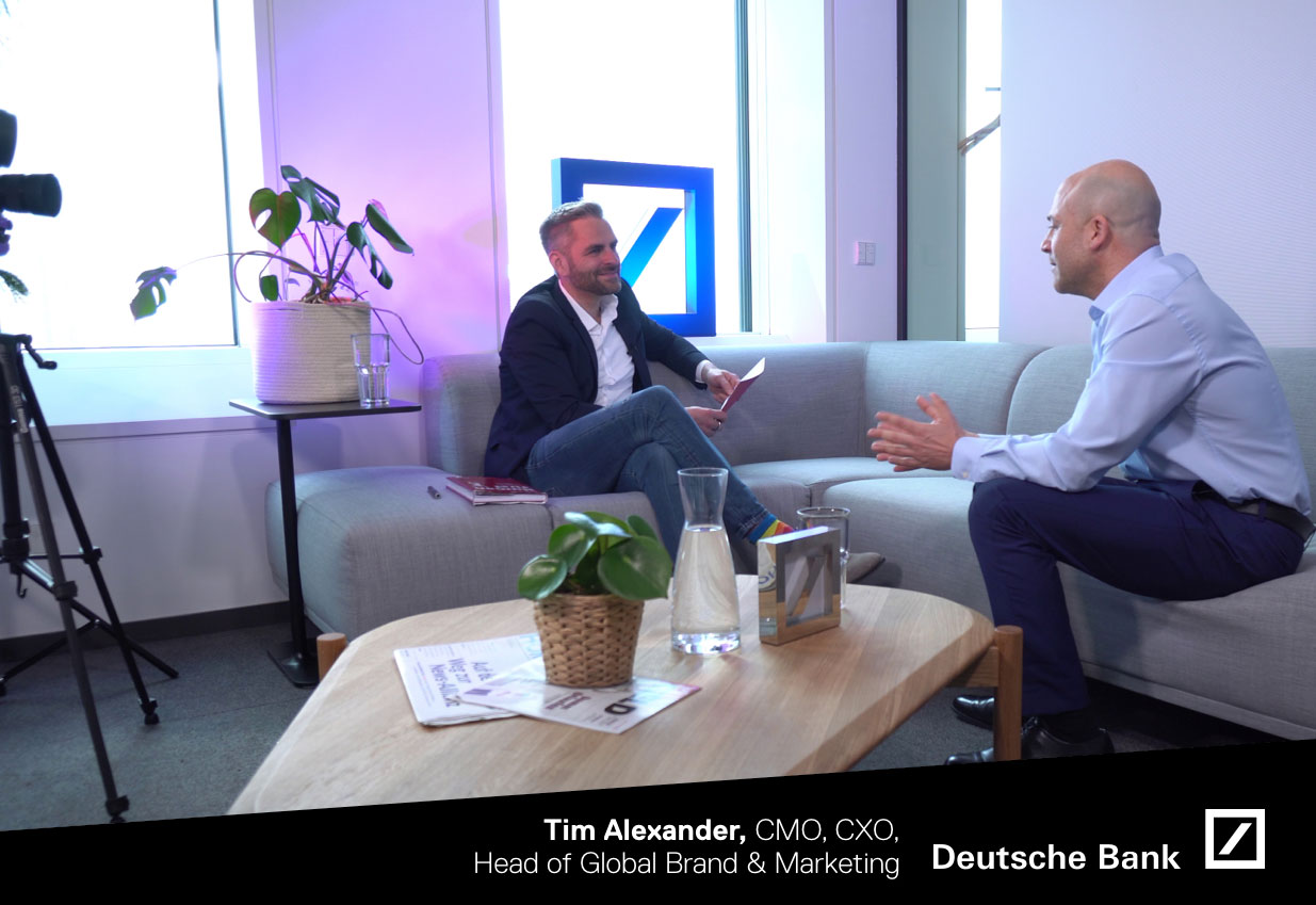 Kai Vorhölter im Gespräch mit Tim Alexander, CMO und CXO der Deutschen Bank.
